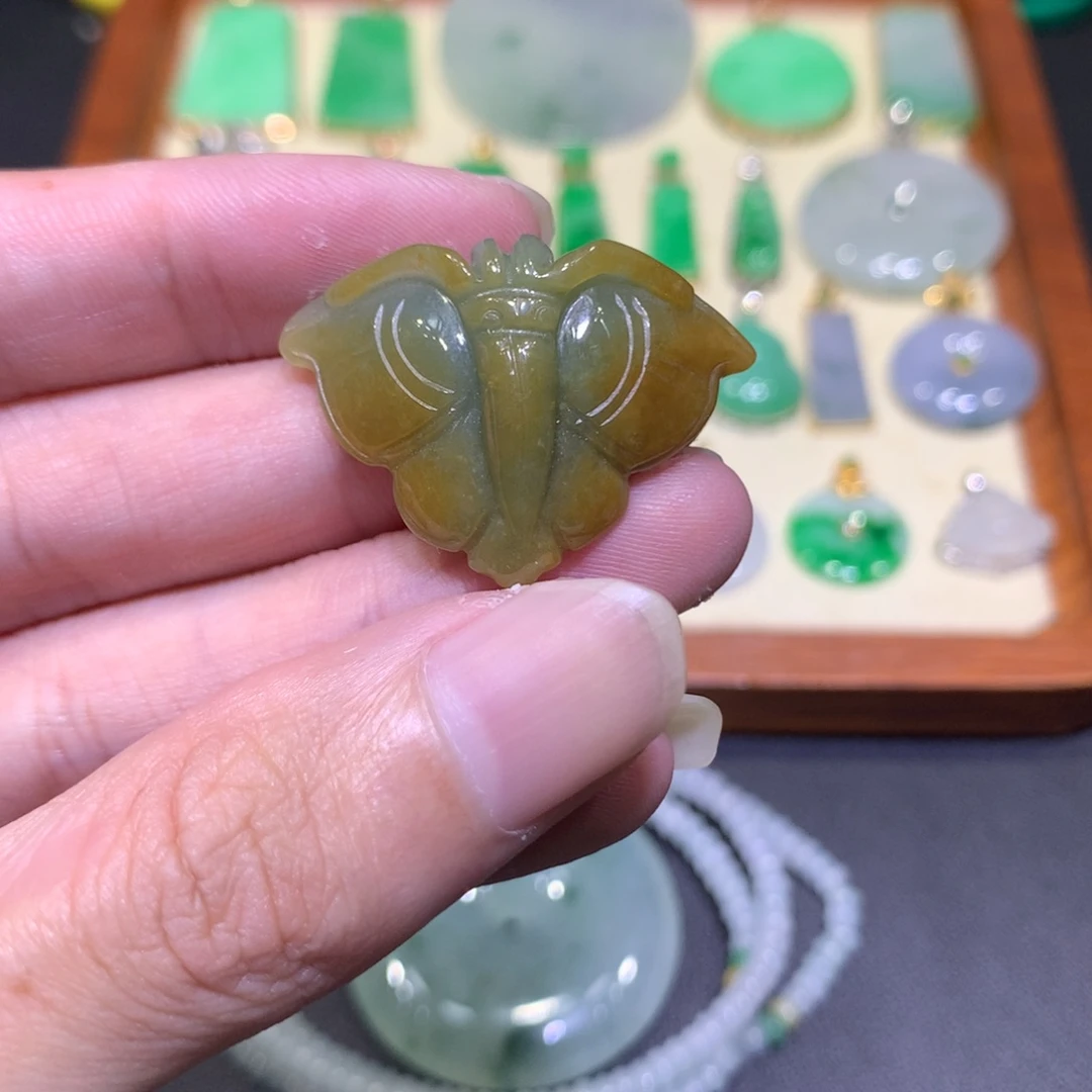 翡翠未镶嵌吊坠(不含链)