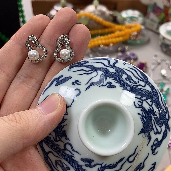 瓷片不哈哈哈哈哈哈哈哈哈哈