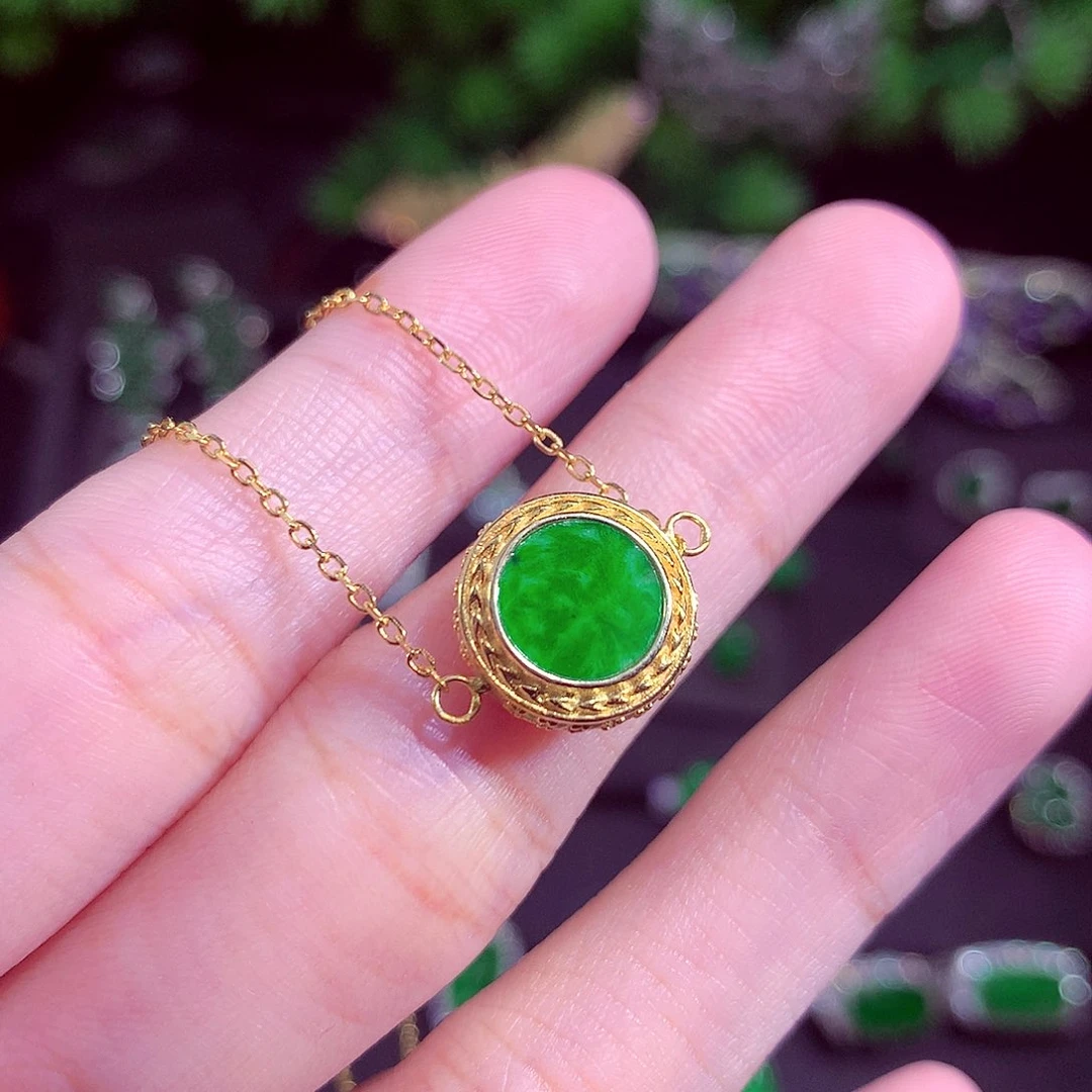 颈饰未镶嵌翡翠天然