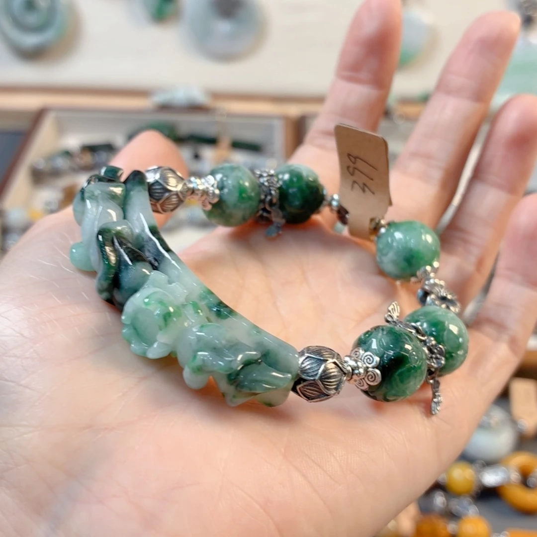 k***麻翡翠未镶嵌颈饰手串