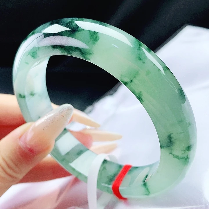 翡翠未镶嵌手镯56圈