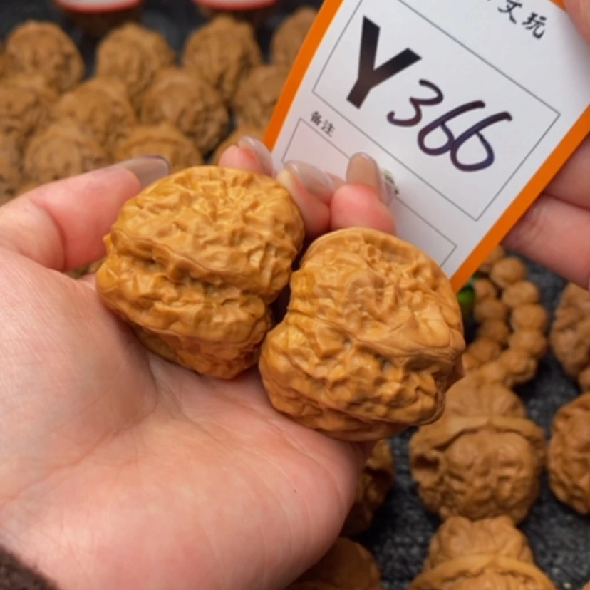 【闪购商品】把件桃核夜****央39蛙