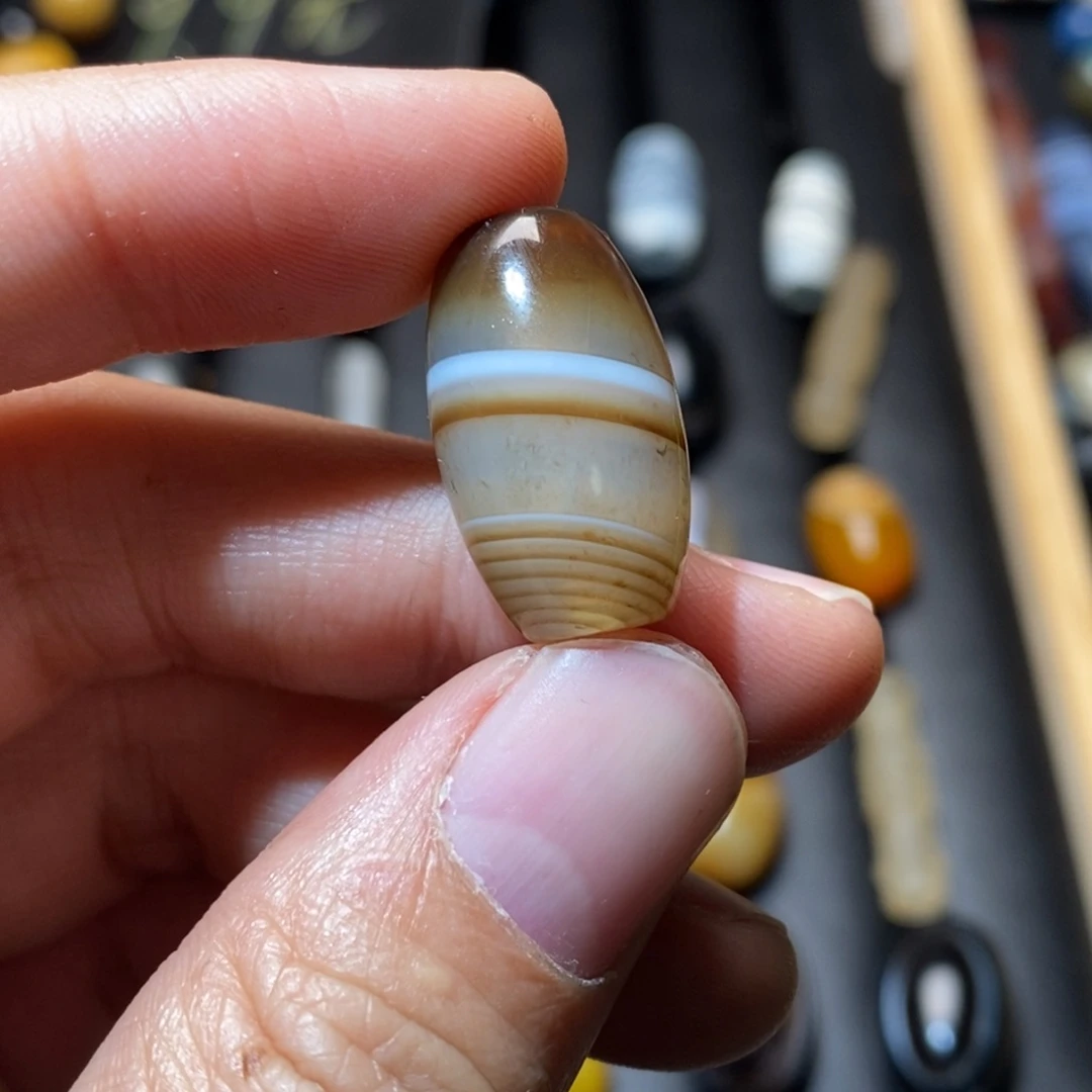 玛瑙/玉髓颈饰未镶嵌慌*?