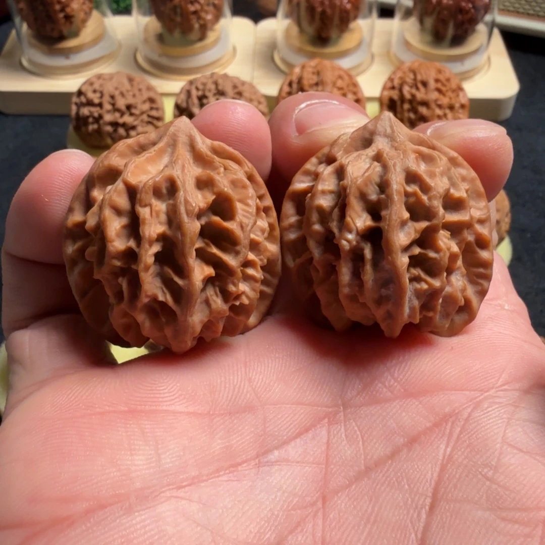 文玩核桃吊坠曹大龙36