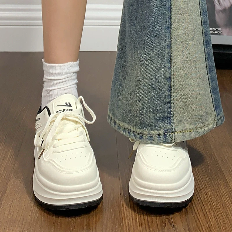 回力板鞋女款秋季2025新款百搭爆款轻便学生休闲厚底增高小白鞋子
