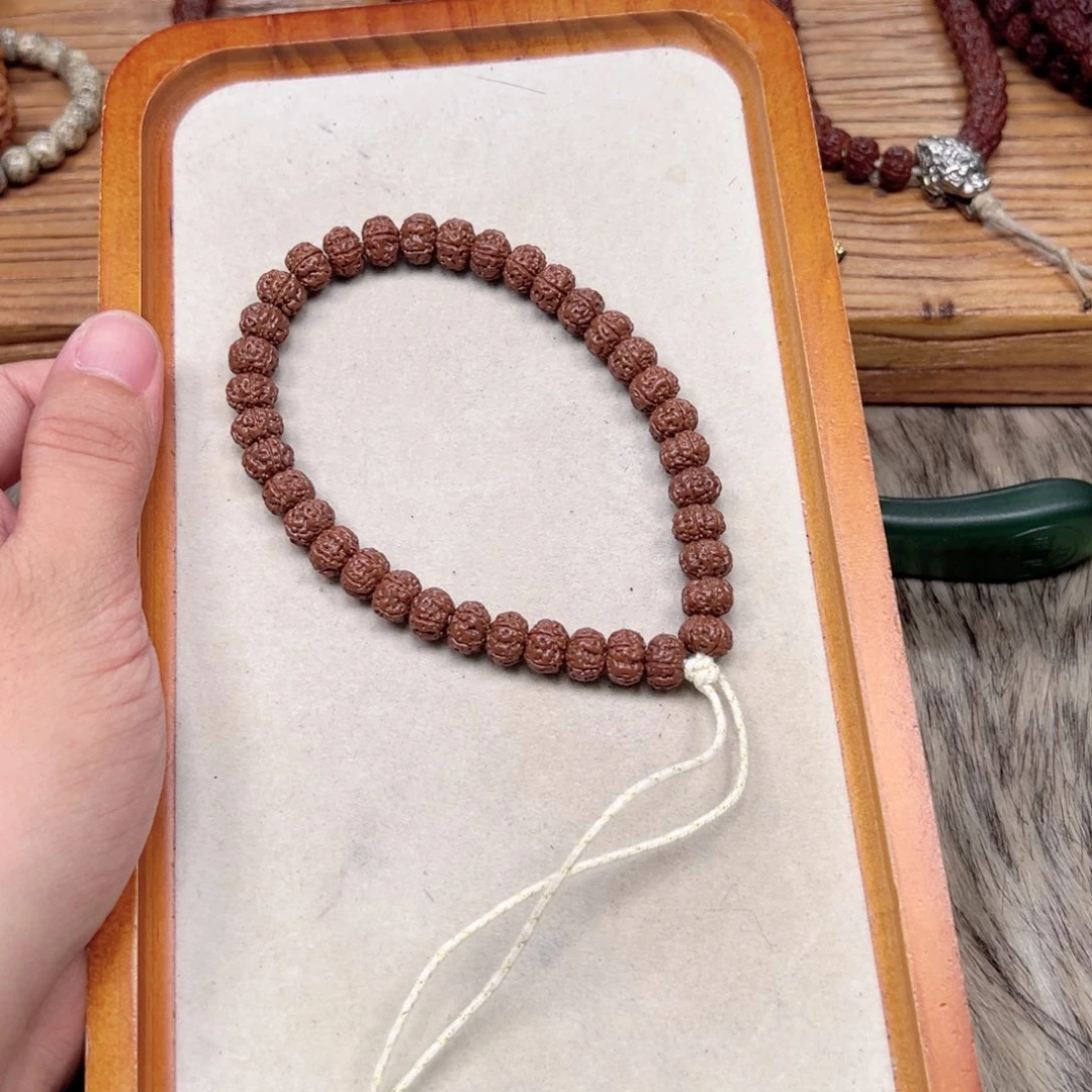 喵****吊坠金刚菩提YYYYYYYY