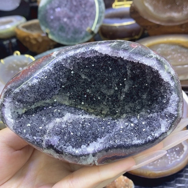 未镶嵌珠宝半成品紫晶抛光洞