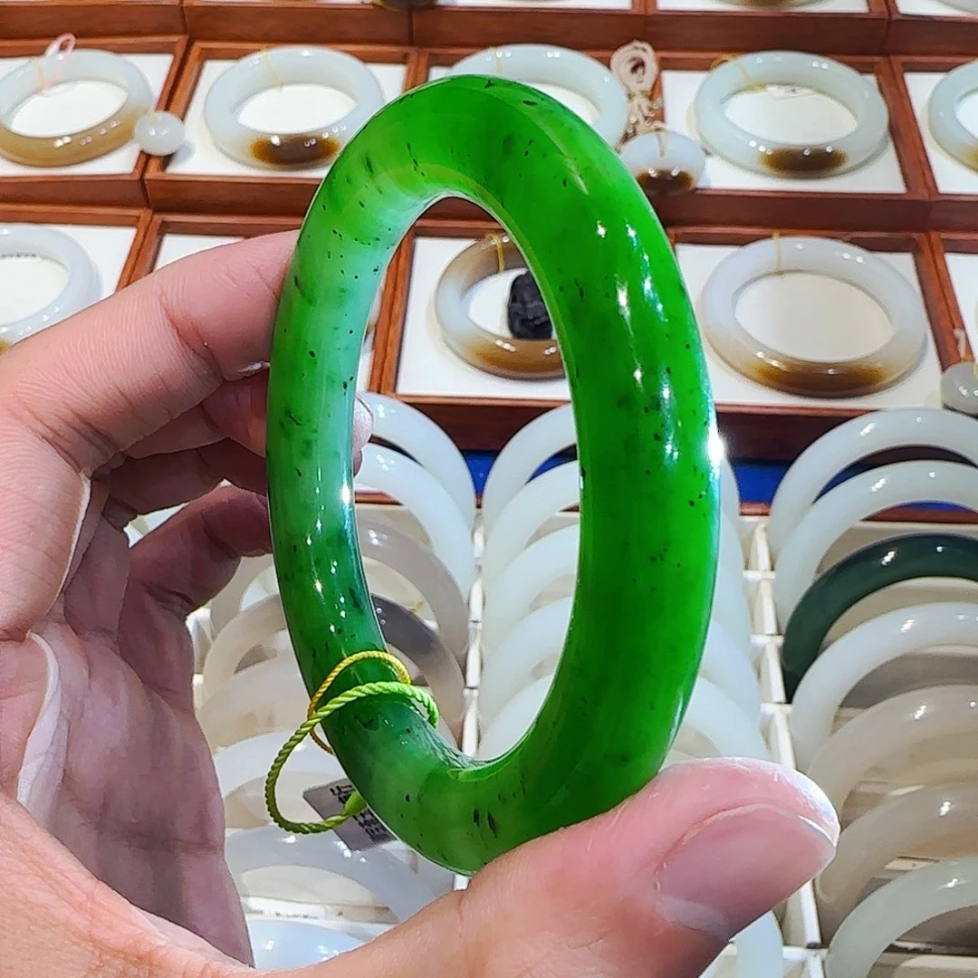 和田玉手镯未镶嵌猕猴桃俄碧胖圆57 58 59