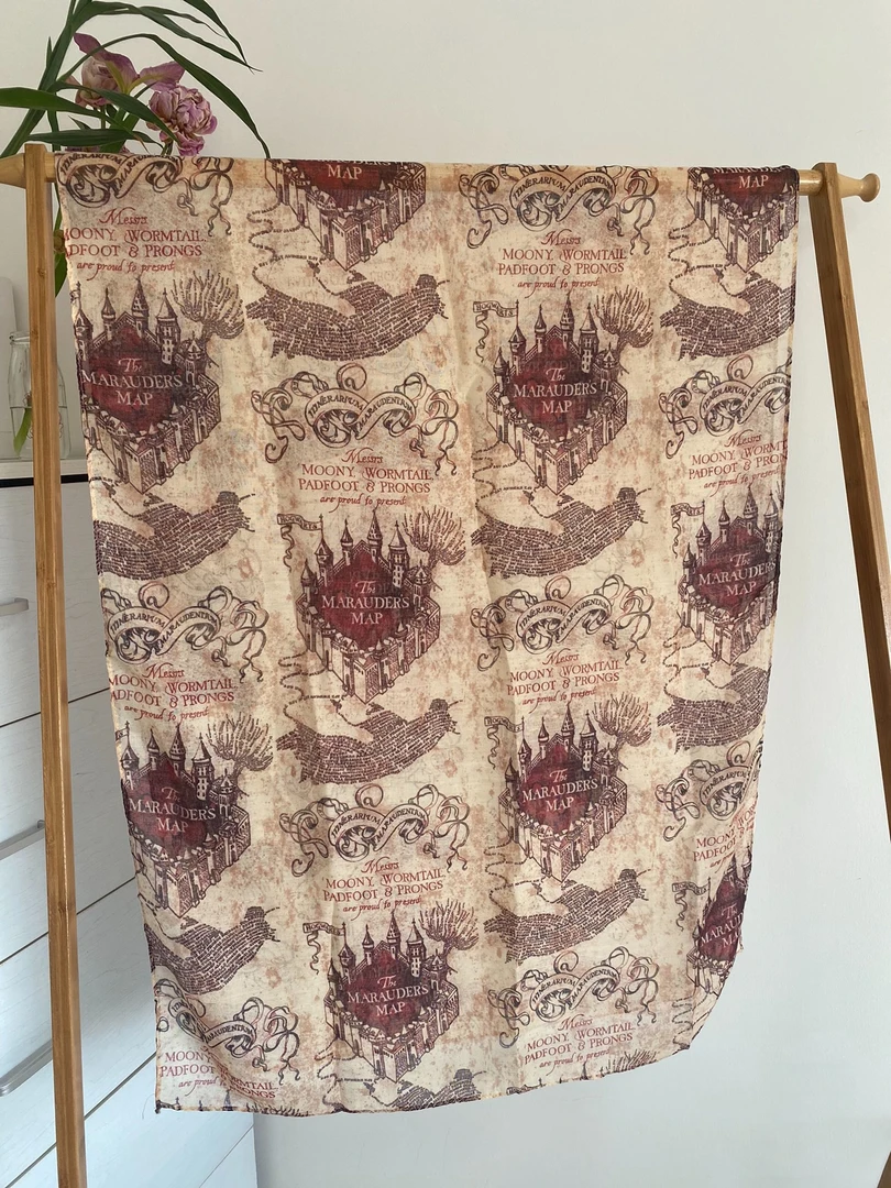 春秋新款女士围巾百搭透气方巾薄款高级感丝巾女时尚复古防晒纱巾