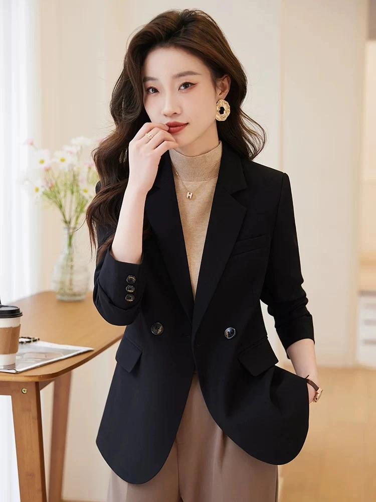 黑色小西装外套女春秋2025新款休闲气质高级感洋气显瘦西服上衣