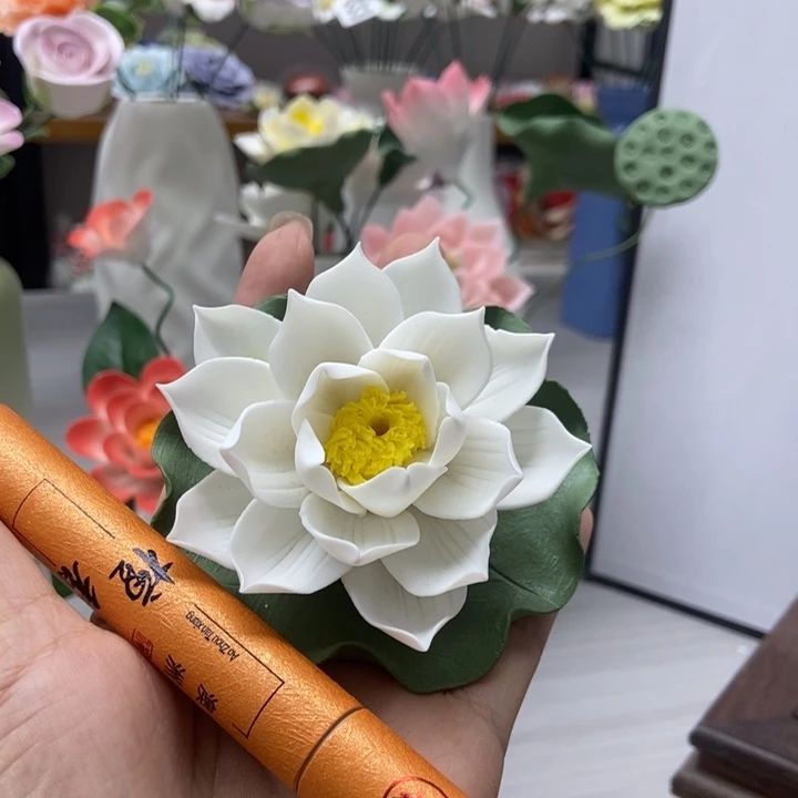 陶瓷手工制作陶瓷花荷花香插摆件