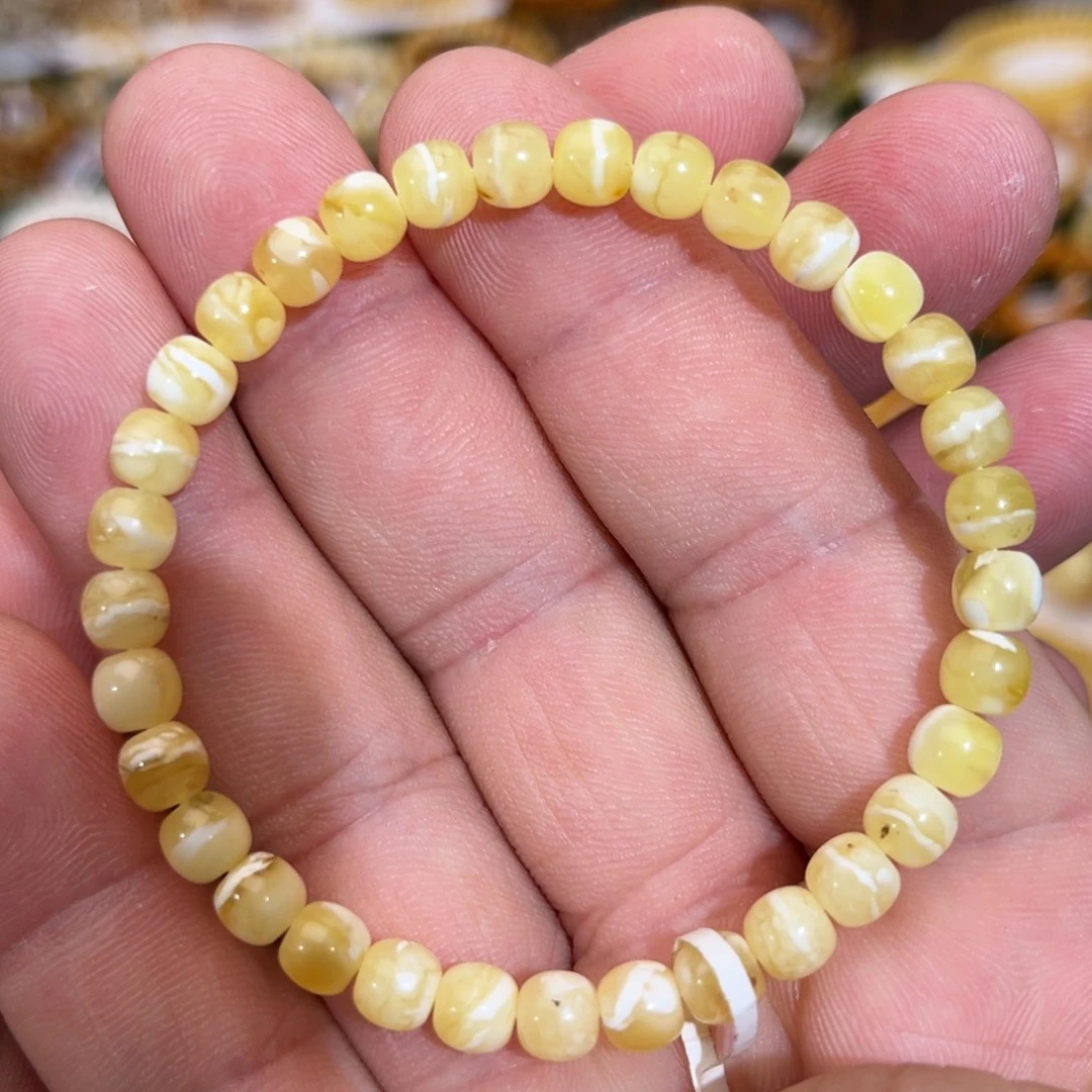 琥珀未镶嵌手链有瑕疵00006.0mm
