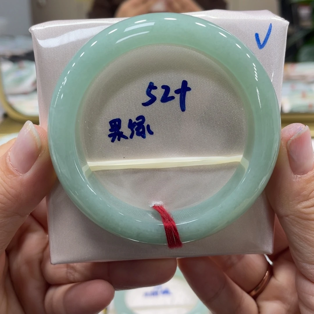 未镶嵌手镯翡翠翡翠