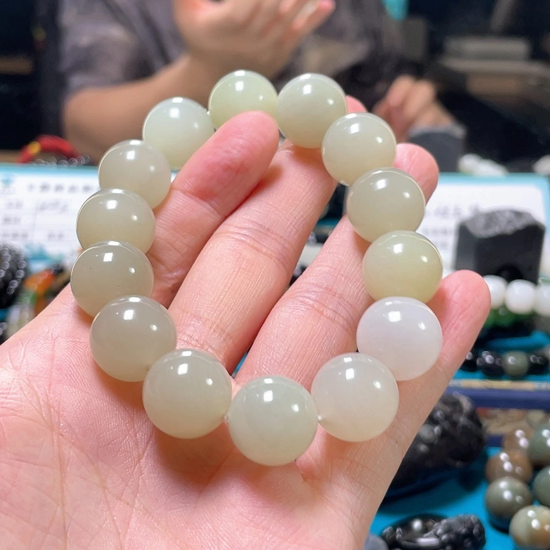 和田玉未镶嵌吊坠(不含链)