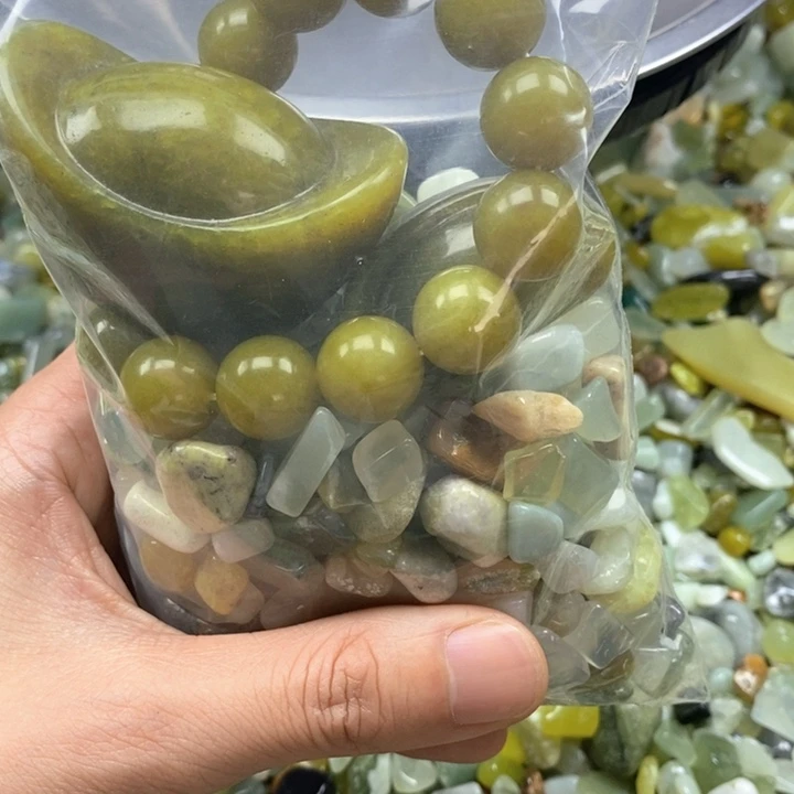 蛇纹石玉未镶嵌鱼缸石