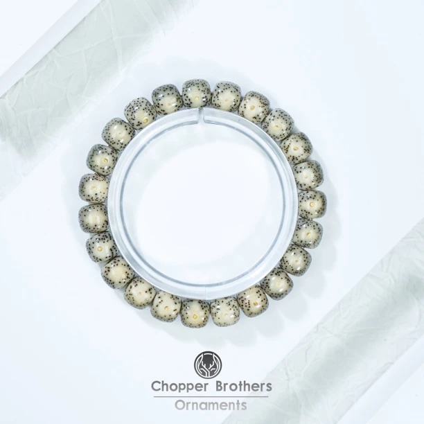 186/ 石玉料同枝眼睛星月菩提手串 11*10mm