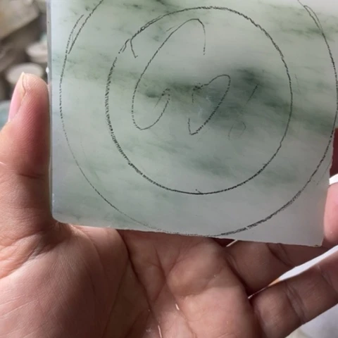 石英质玉手镯未镶嵌阳**乐加工定制