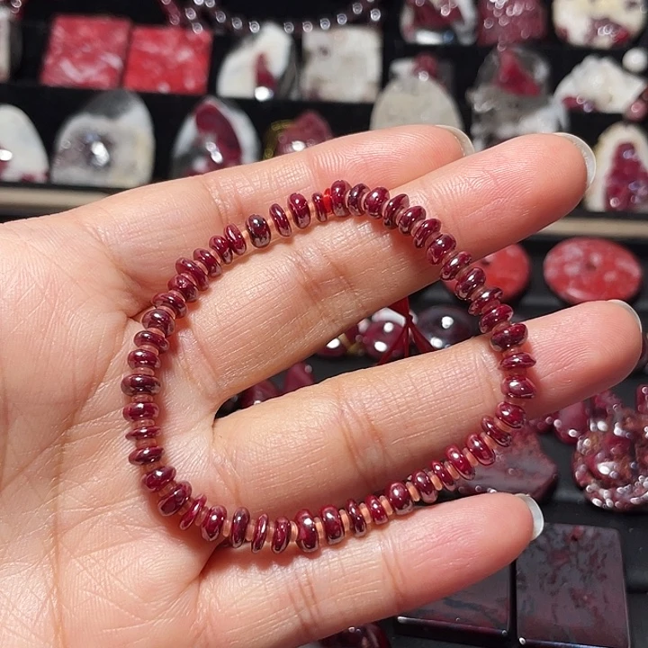 天然辰砂原矿算盘珠手链18.2克