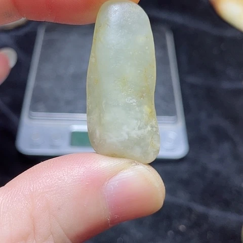 未镶嵌和田玉（糖玉）挂件