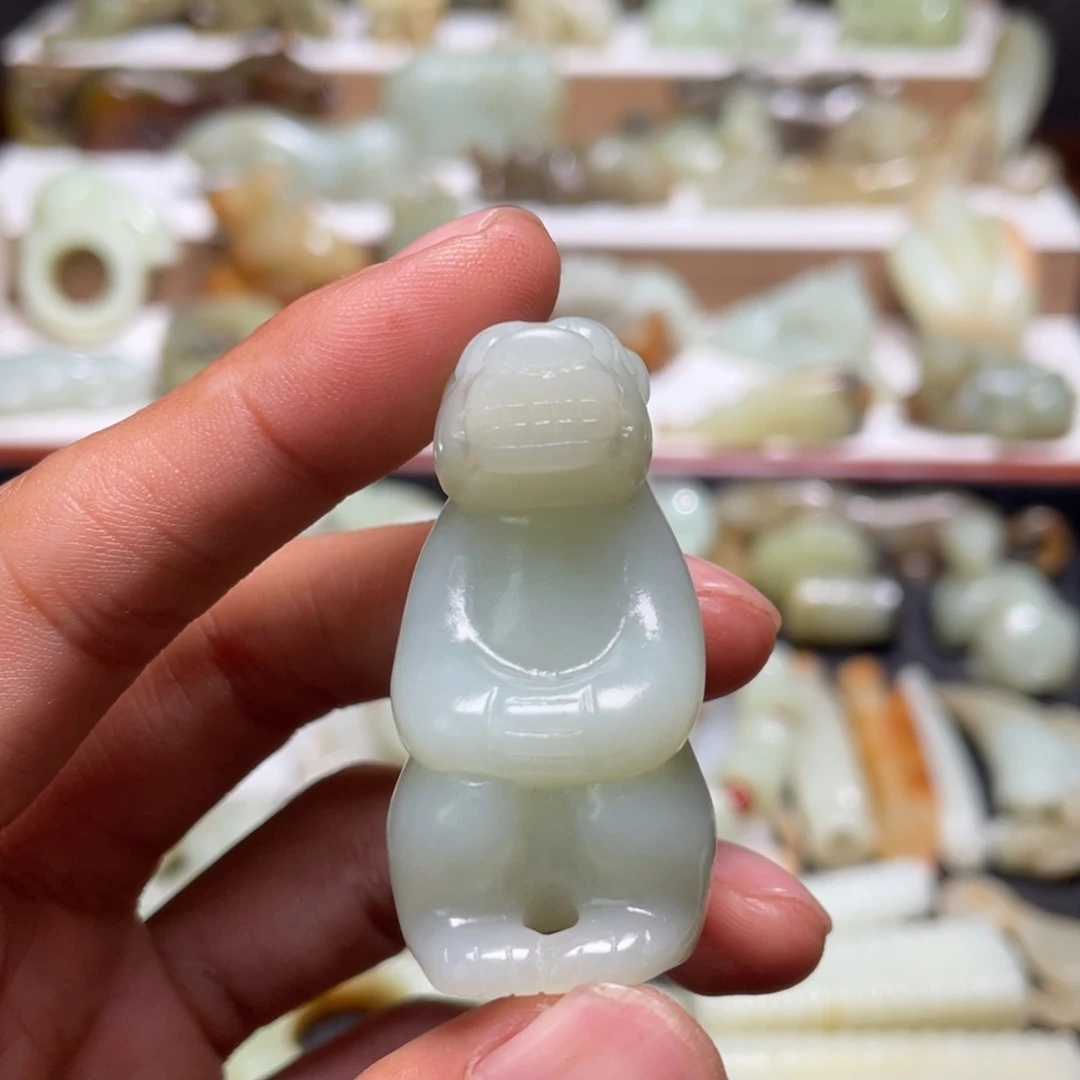 南***阁未镶嵌和田玉挂件