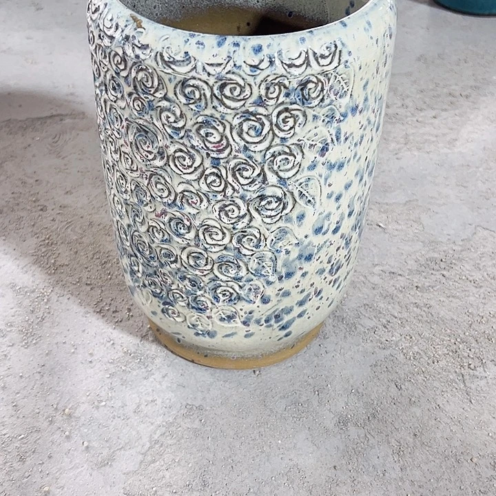 高度30厘米口19厘米