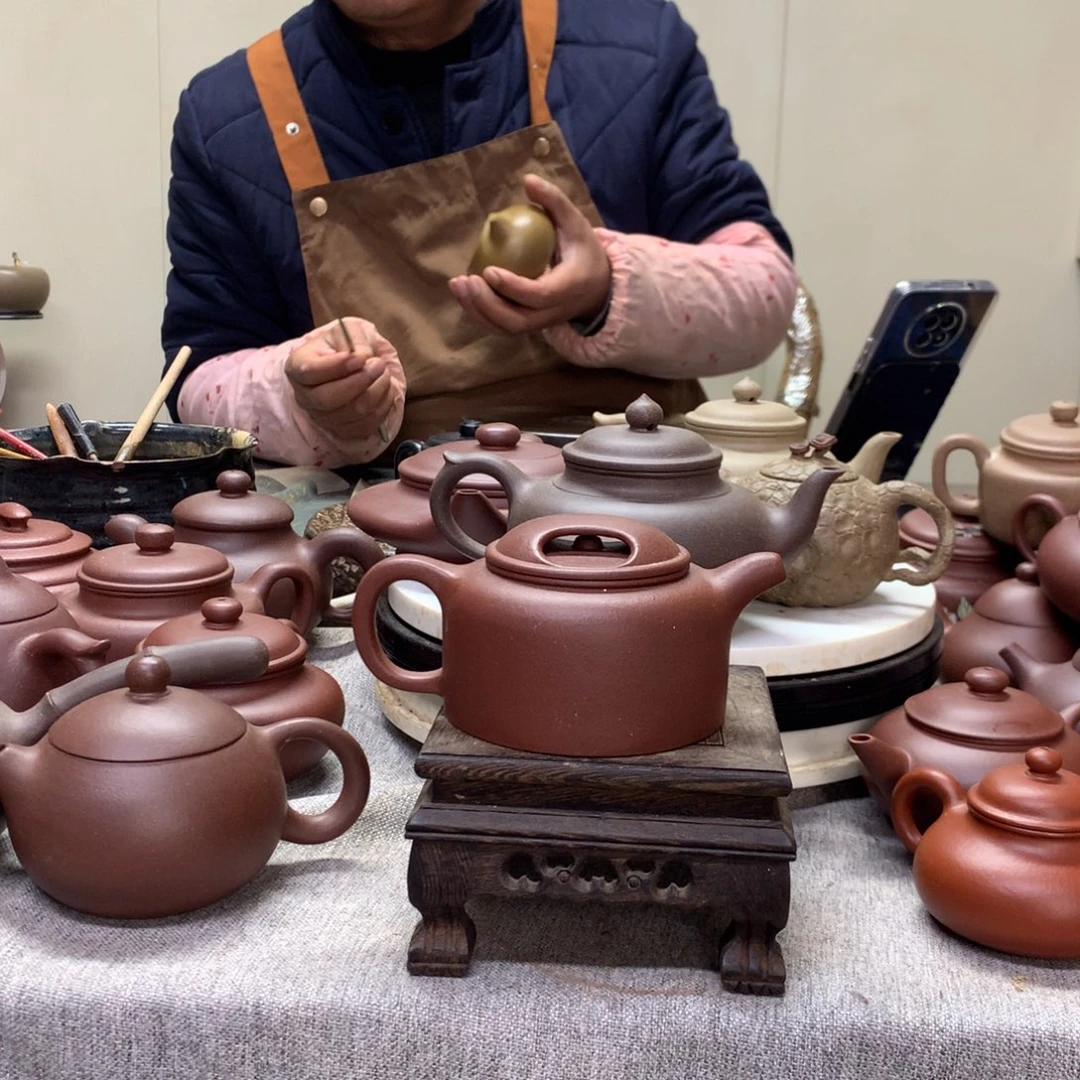 茶壶底槽青牛盖200 c半手工制作