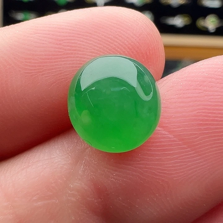 翡翠未镶嵌颈饰蛋面9.6