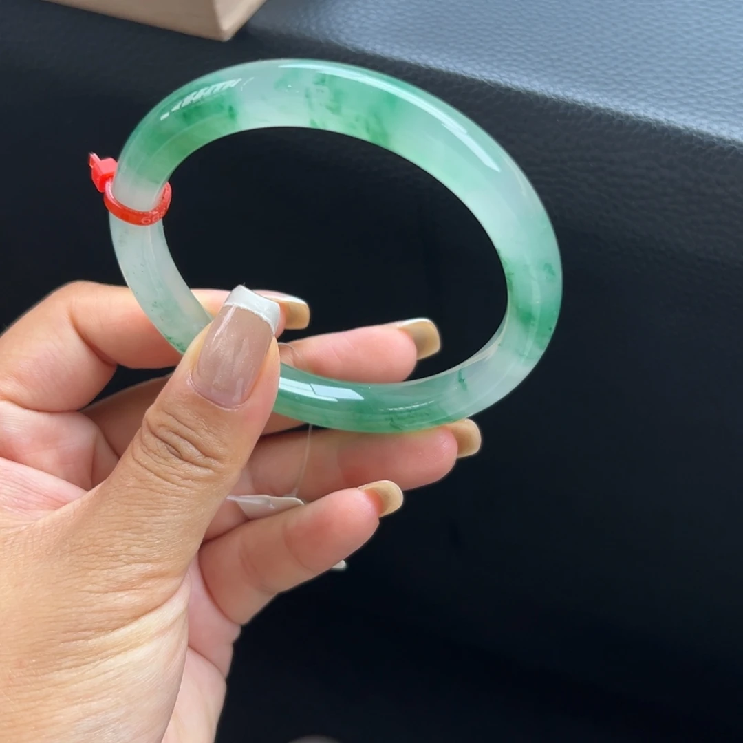 石英质玉未镶嵌手镯非洲翠5960