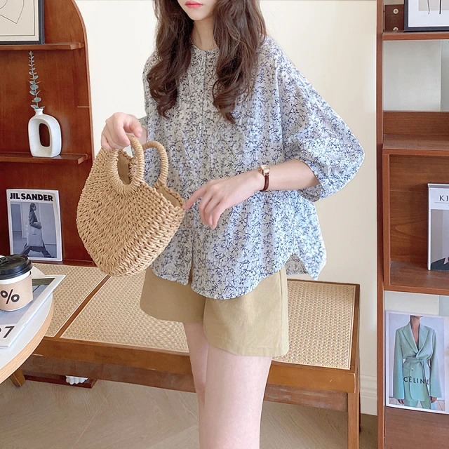 娃娃衫上衣女夏2025新款韩系圆领茧型龟背设计感碎花棉质中袖衬衫