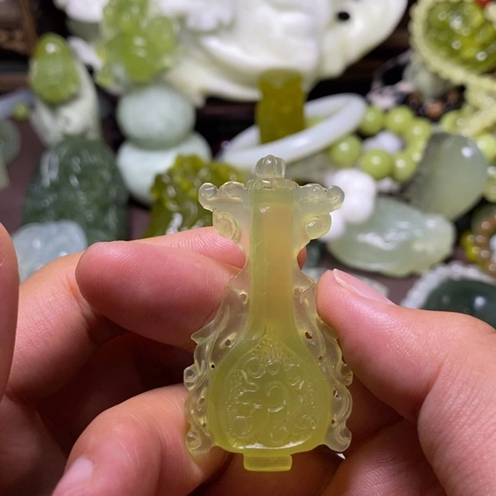 岫玉未镶嵌岫玉颈饰