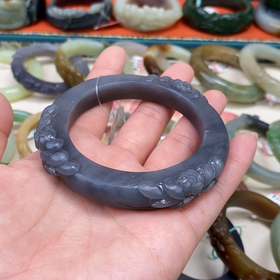 和田玉手镯未镶嵌58.2定制