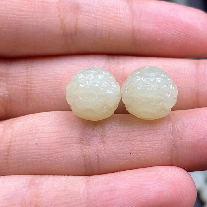 和田玉未镶嵌珠宝半成品