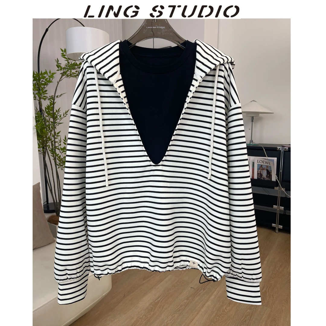 早春新品-零零『灵动线条』2025假两件撞色条纹V领长袖卫衣5021045