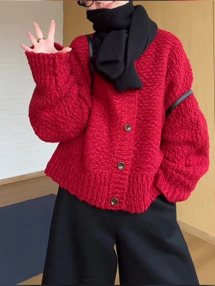 港式时尚气质减龄红色单排扣针织开衫女2025秋季新款宽松百搭上衣