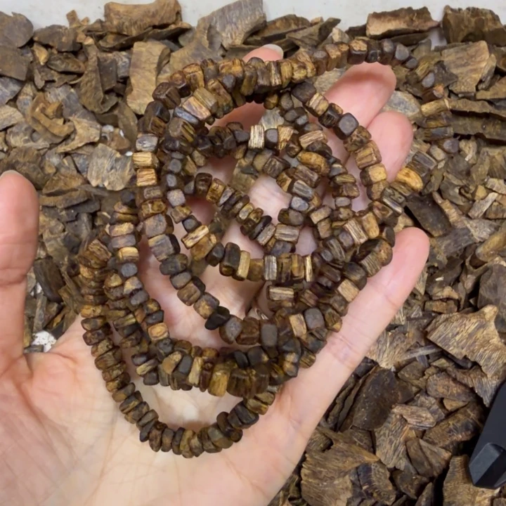 沉香香囊沉香张勺子多样性发货1