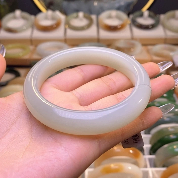 和田玉未镶嵌珠宝奇石58