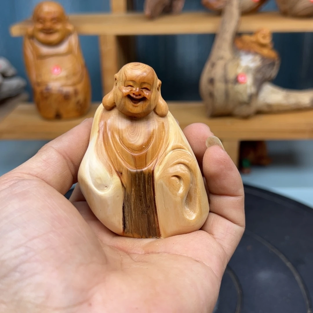 木O****鑫崖柏木摆件手把件