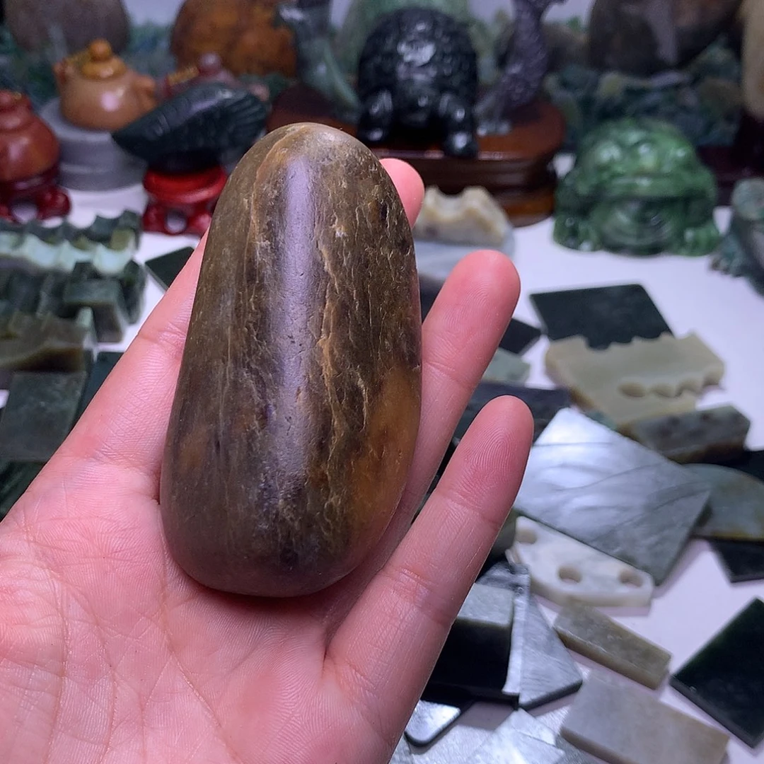 和田玉（糖玉）未镶嵌颈饰