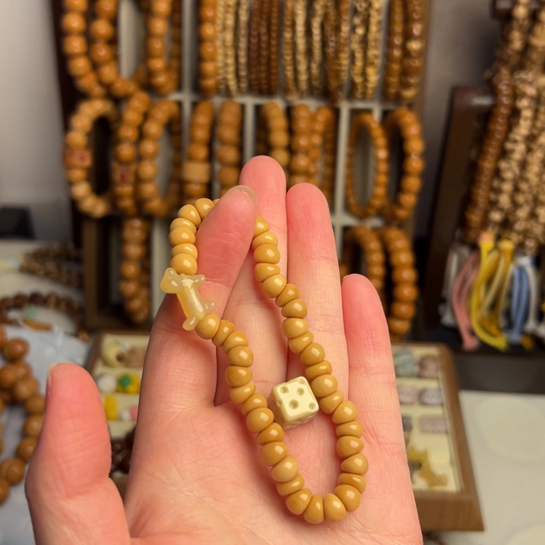 大***侠手工款龙脊菩提小肠卡8mm