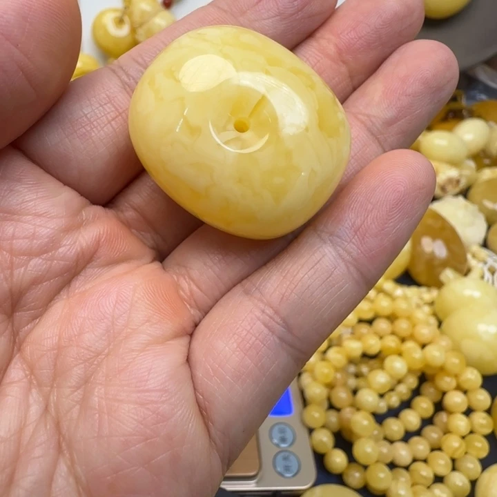 蜜蜡未镶嵌颈饰天然蜜蜡
