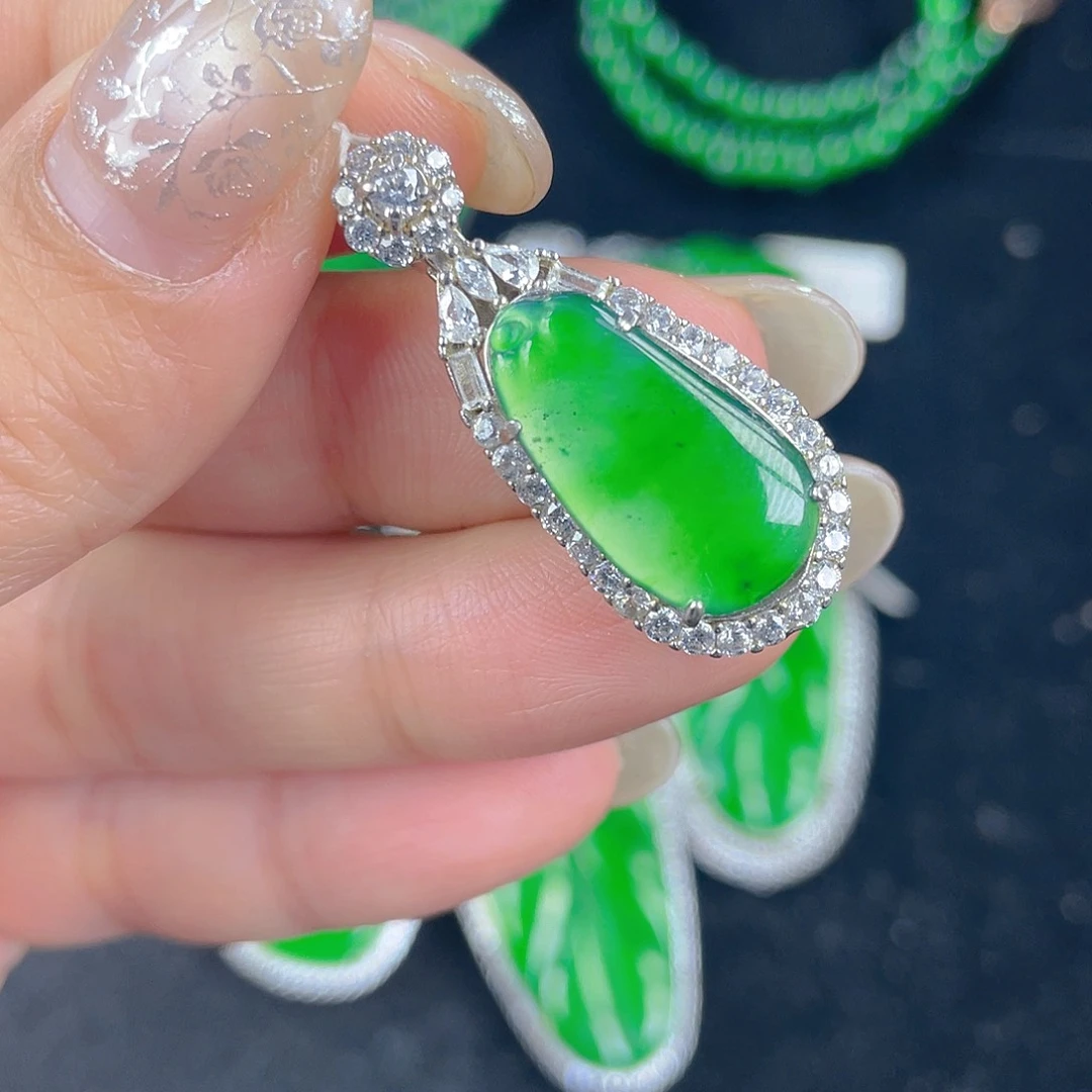 翡翠吊坠(不含链)银S925镶嵌