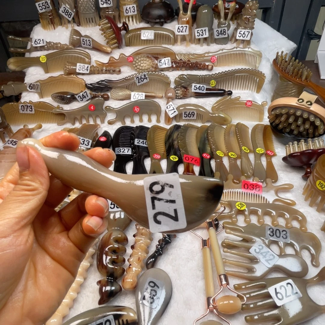 @****牛角梳福利款梳子