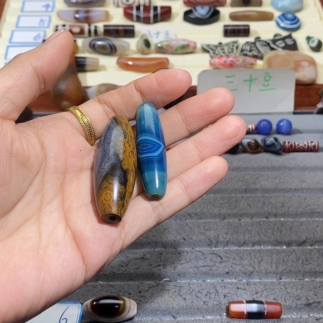 左***叶玛瑙/玉髓合金颈饰