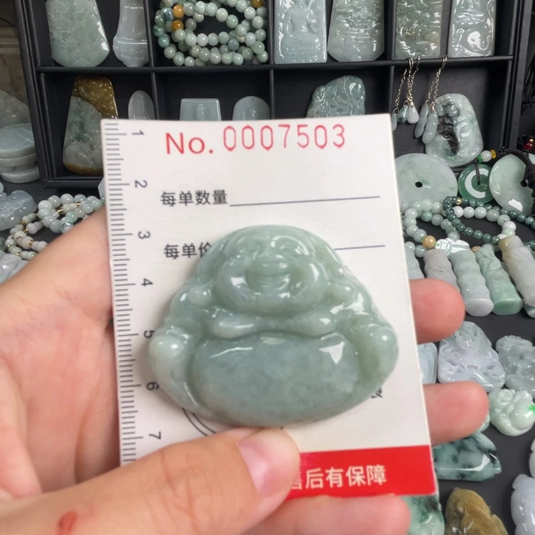 吊坠(不含链)未镶嵌翡翠微瑕