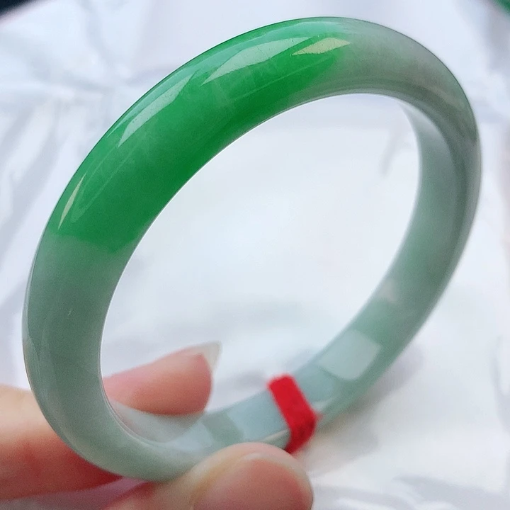 翡翠手镯未镶嵌55贵妃882291