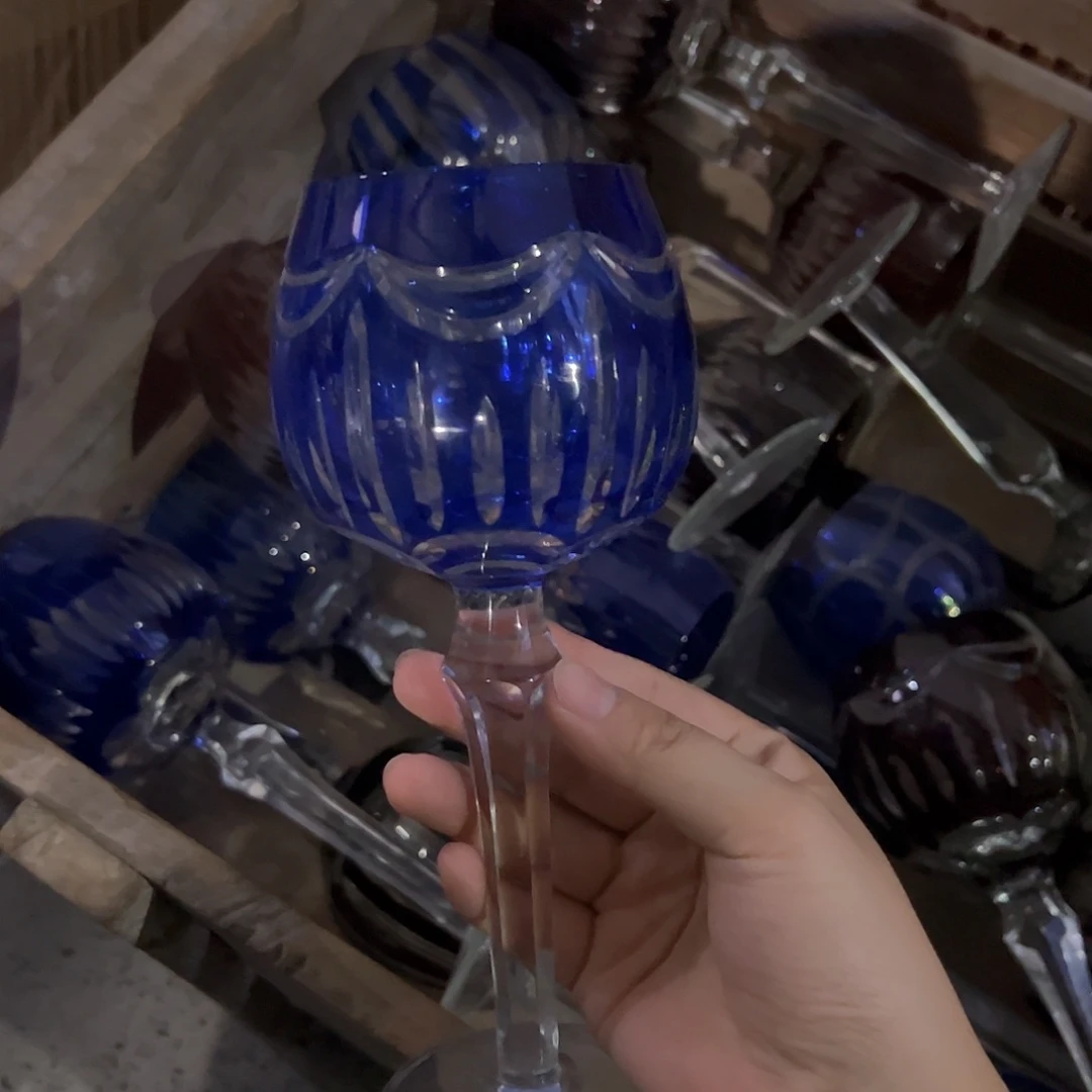 水晶玻璃高脚款微瑕一个