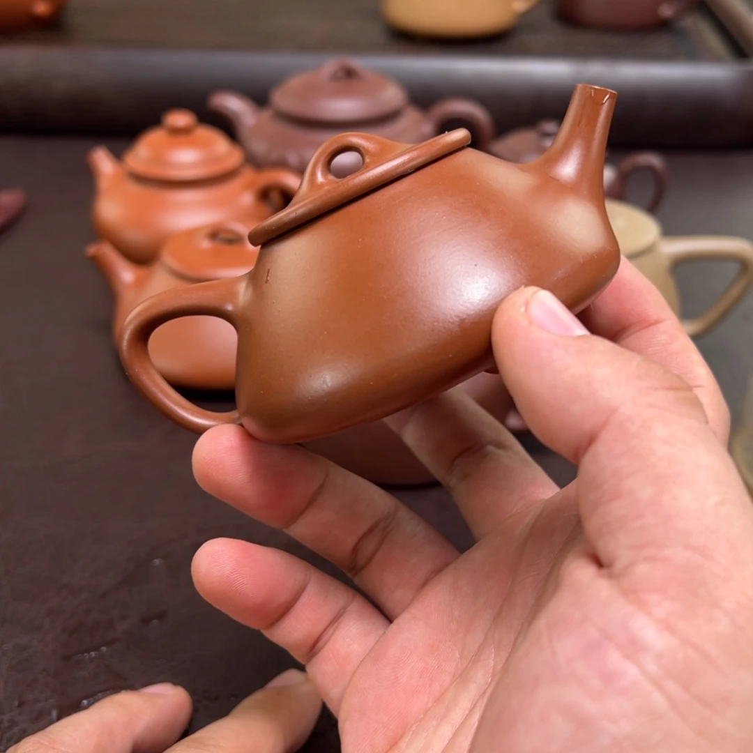 老***。茶壶紫砂汽修厂和机械设备