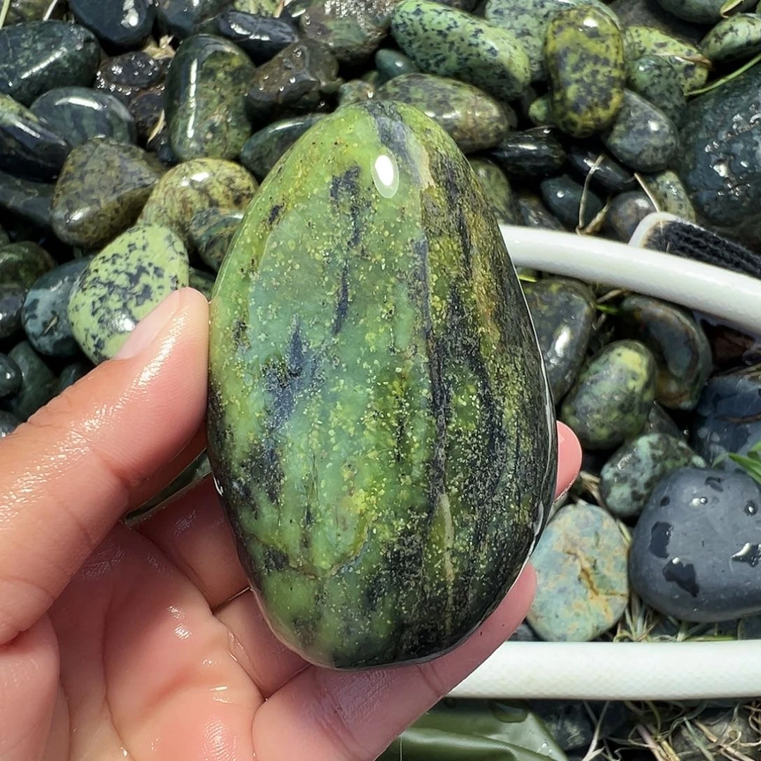 蛇纹石玉合金珠宝奇石