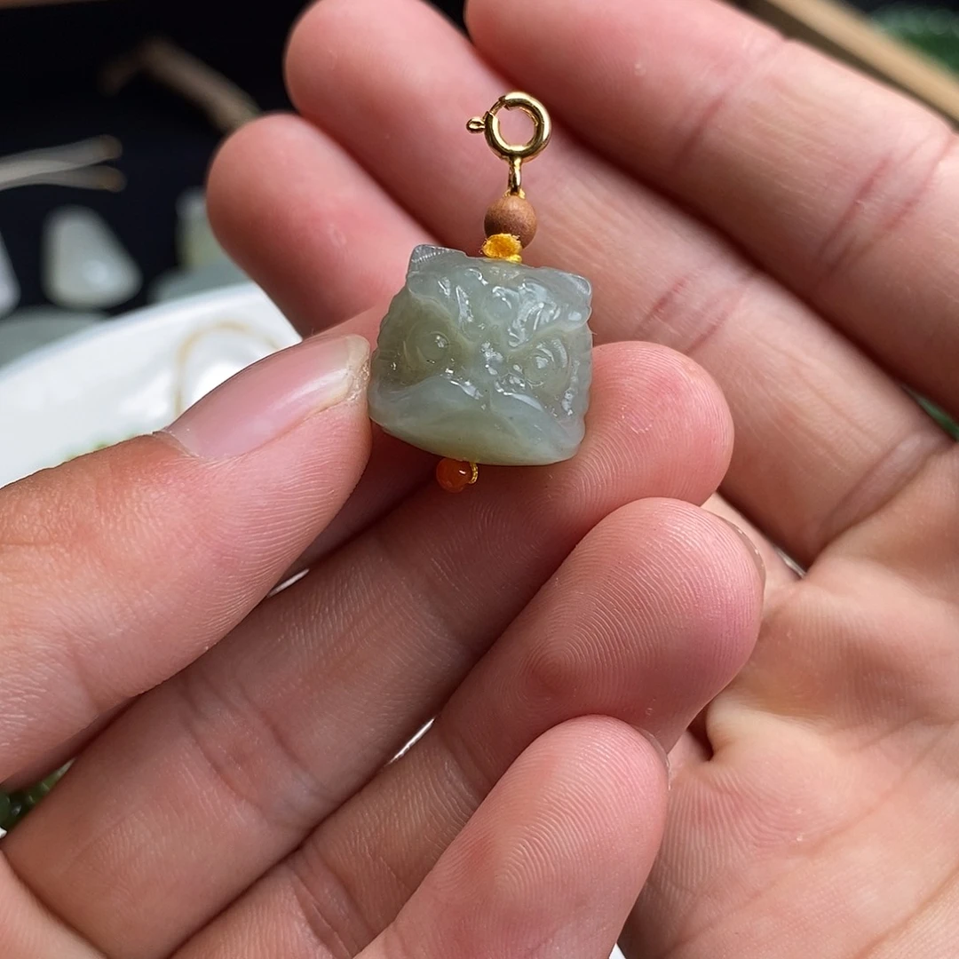 和田玉吊坠(不含链)未镶嵌醒狮单珠