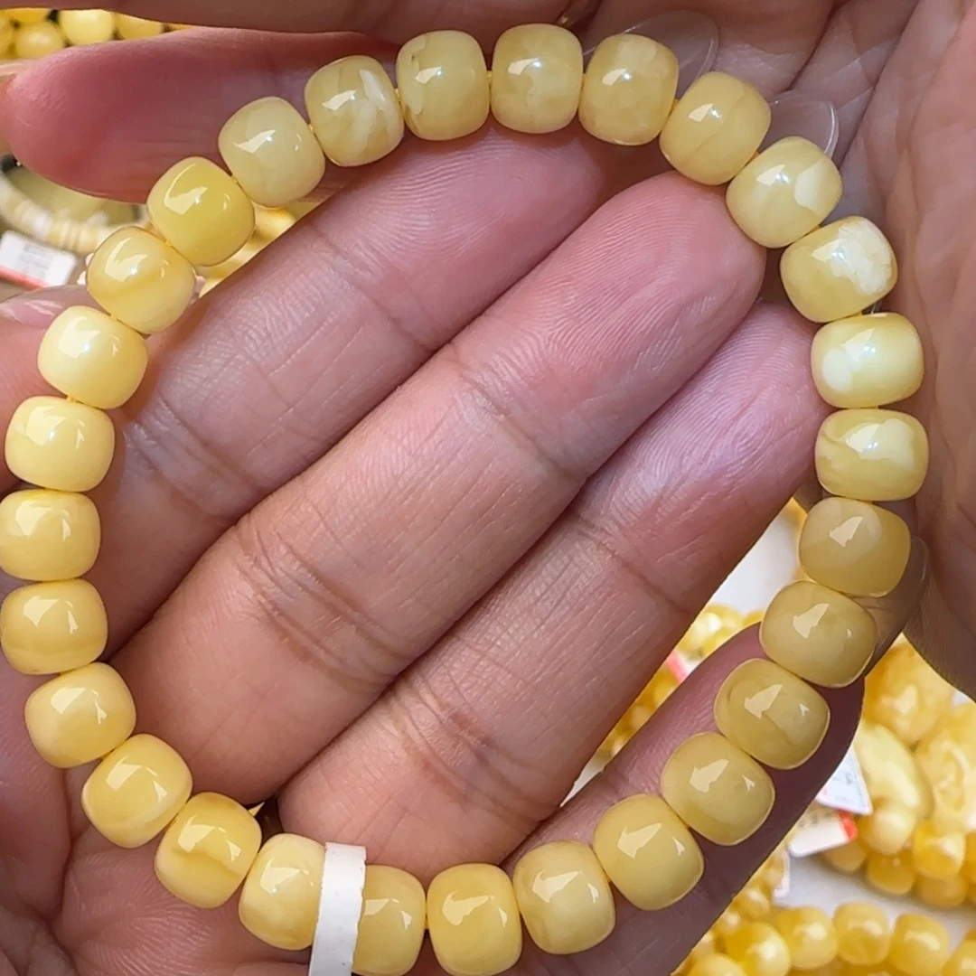 未镶嵌蜜蜡手链浓白花老型手串